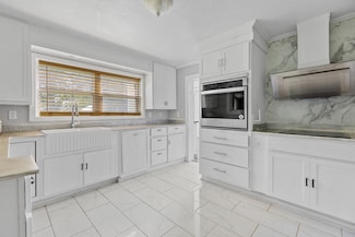 50 County Road 2123, Clarksville, TX 75426