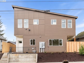 5860 N Missouri Ave, Portland, OR 97217