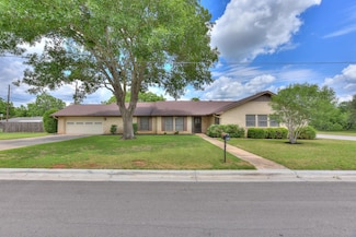 1715 Dawn Dr, Georgetown, TX 78628