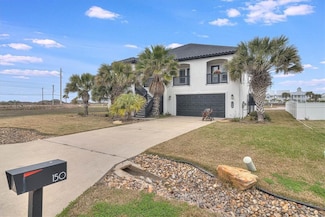 150 Mariners Dr, Port Aransas, TX 78373