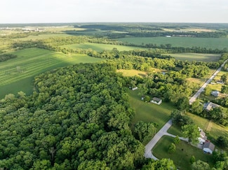 701 N Bly Rd, Independence, MO 64056