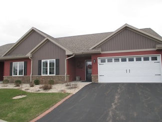 3078 S Blue Jay Ct, Beloit, WI 53511