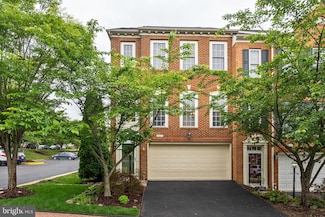 8001 Samuel Wallis St, Lorton, VA 22079
