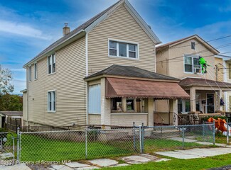 1414 N Sumner Ave, Scranton, PA 18508
