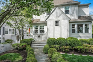 5 Fernwood Ave, Rye, NY 10580