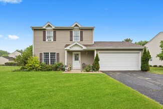 3711 Newport Dr, Island Lake, IL 60042