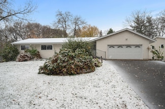 7245 Timber Ln N, Maple Grove, MN 55369