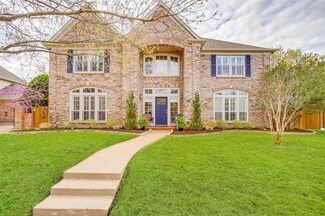 6729 Clear Spring Dr, Fort Worth, TX 76132