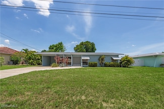 3824 SE 10th Place, Cape Coral, FL 33904