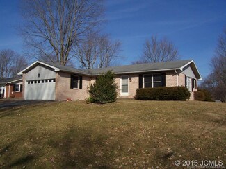 206 Smith Ln, Hanover, IN 47243