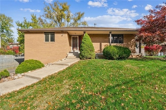 12219 Roth Dr, Irwin, PA 15642