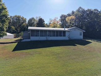 3637 Round Springs Rd, Clinton, AR 72031