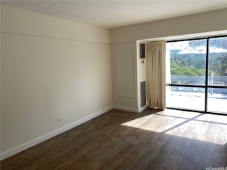1750 Kalakaua Ave Unit 703, Honolulu, HI 96826