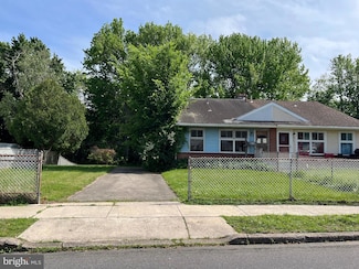 553 E Winona Ave, Norwood, PA 19074