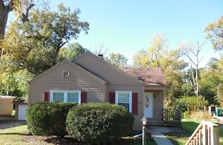 42 Indian Trail, Merrillville, IN 46410