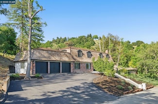 3938 Los Arabis Dr, Lafayette, CA 94549
