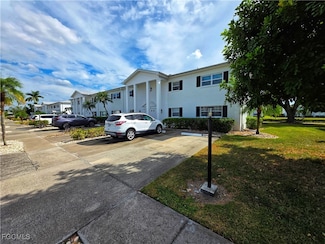 1462 Myerlee Country Club Blvd Unit 2F, Fort Myers, FL 33919
