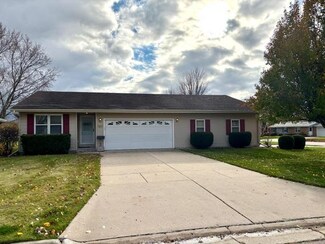2804 Carrousel Ln Unit B, Janesville, WI 53545