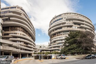 700 New Hampshire Ave NW Unit 612, Washington, DC 20037