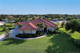 2622 SW River Shore Dr, Port Saint Lucie, FL 34984