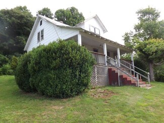 115 Turnip Patch Rd SW, Meadows of Dan, VA 24120