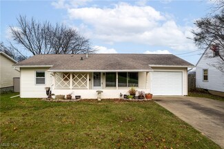 151 W Sunset Dr, Rittman, OH 44270