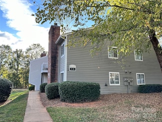 6121 Heathstone Ln Unit B, Charlotte, NC 28210