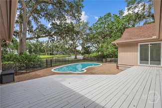 8 Boars Nest Ln, Savannah, GA 31411