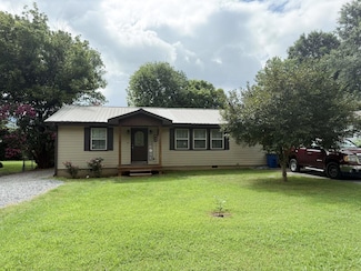 176 N Case Ave, Trenton, GA 30752
