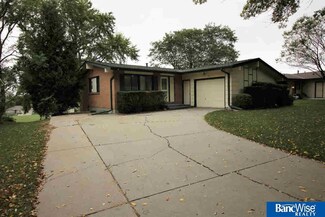 1220 N 79th St, Lincoln, NE 68505
