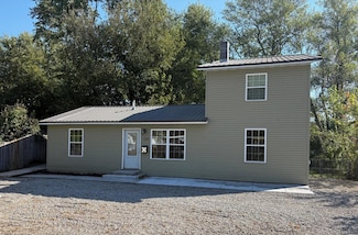 516 S Mill St, Marshfield, MO 65706