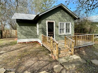 405 Senior Alley, Abbeville, LA 70510