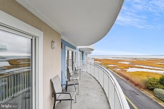 111 76th St Unit 304, Ocean City, MD 21842