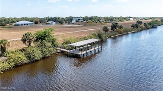 1589 Frontier Cir, Labelle, FL 33935