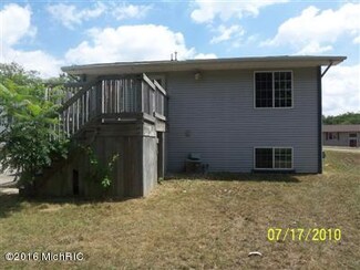 1216 Jack Pine Way, Kalamazoo, MI 49006