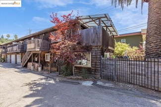 6630 Macarthur Blvd Unit 2, Oakland, CA 94605