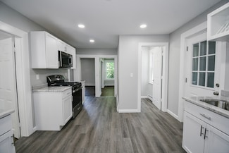 31 Chapman St, New Britain, CT 06051