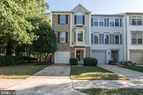 353 Barnfield Square NE, Leesburg, VA 20176