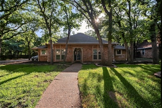 4608 Riverforest Dr, Arlington, TX 76017