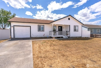 1123 Mather Dr, Moses Lake, WA 98837