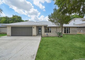 6210 Braidwood St, San Antonio, TX 78249