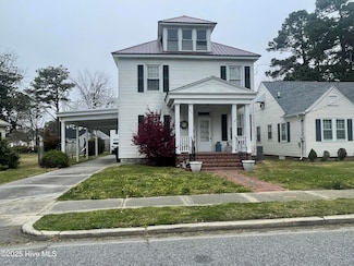 805 Raleigh St, Elizabeth City, NC 27909
