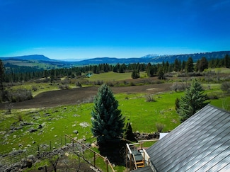 72748 Christensen Rd, Elgin, OR 97827