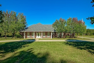 102 Secretariat Ct, Bush, LA 70431