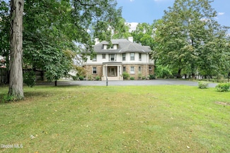 409 2nd Ave, Troy, NY 12182