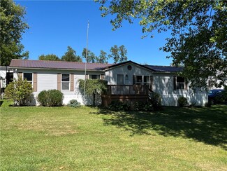 111 3rd St, Jefferson, PA 15344