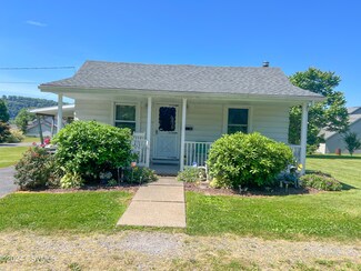 1025 King St, Northumberland, PA 17857