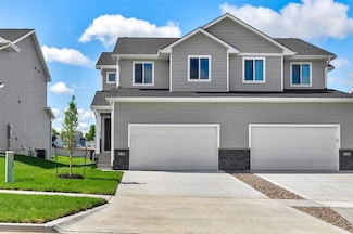 5130 Ella Ivy Ct, van Meter, IA 50261