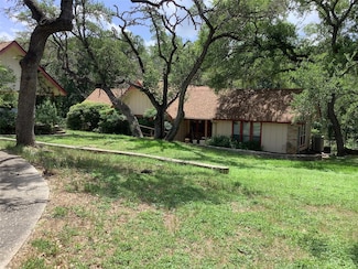 25 Shady Grove Ln, Wimberley, TX 78676