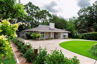 6694 Yosemite Ln, Dallas, TX 75214
